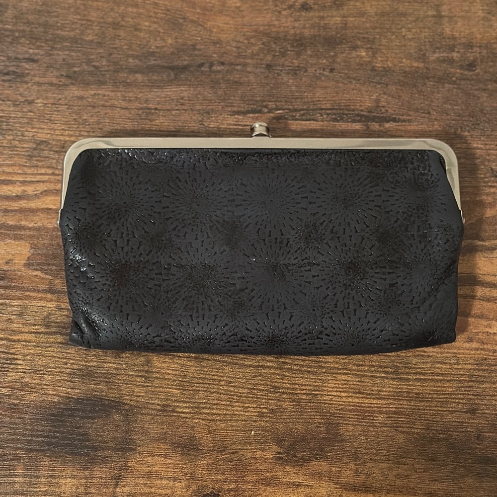 Hobo Lauren wallet clutch